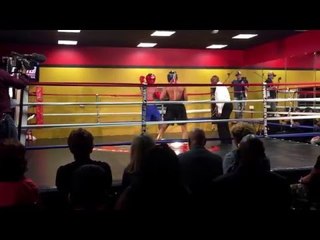 future champs goiing at it! Sparring - esnews boxing