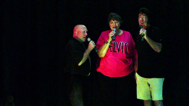 Danny, Layna and Robert Keefer sing 'If That Isn't Love' Sheffield Remembers 2016