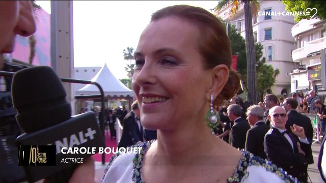 Carole Bouquet C'est toujours important d'être ici ! - Festival de Cannes 2017