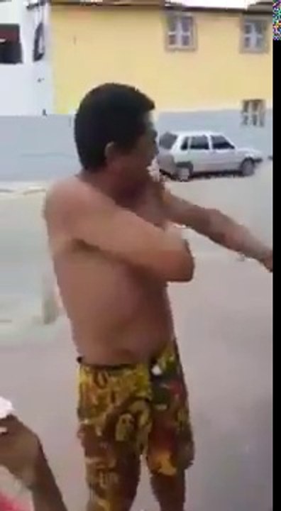 نیا میوزک آیا ہے مارکیٹ میں  hahahahaha verrrrry Funny