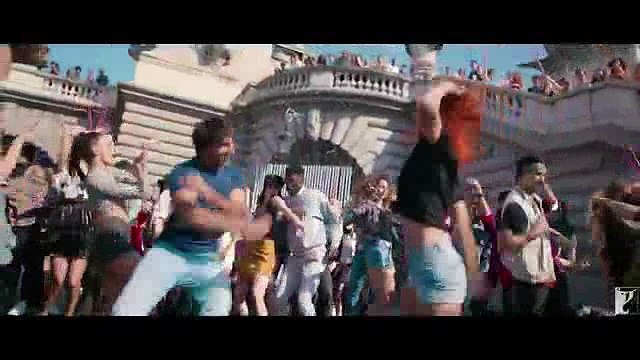 Nashe Si Chadh Gayi Song | Befikre | Ranveer Singh | Vaani Kapoor | Arijit Singh