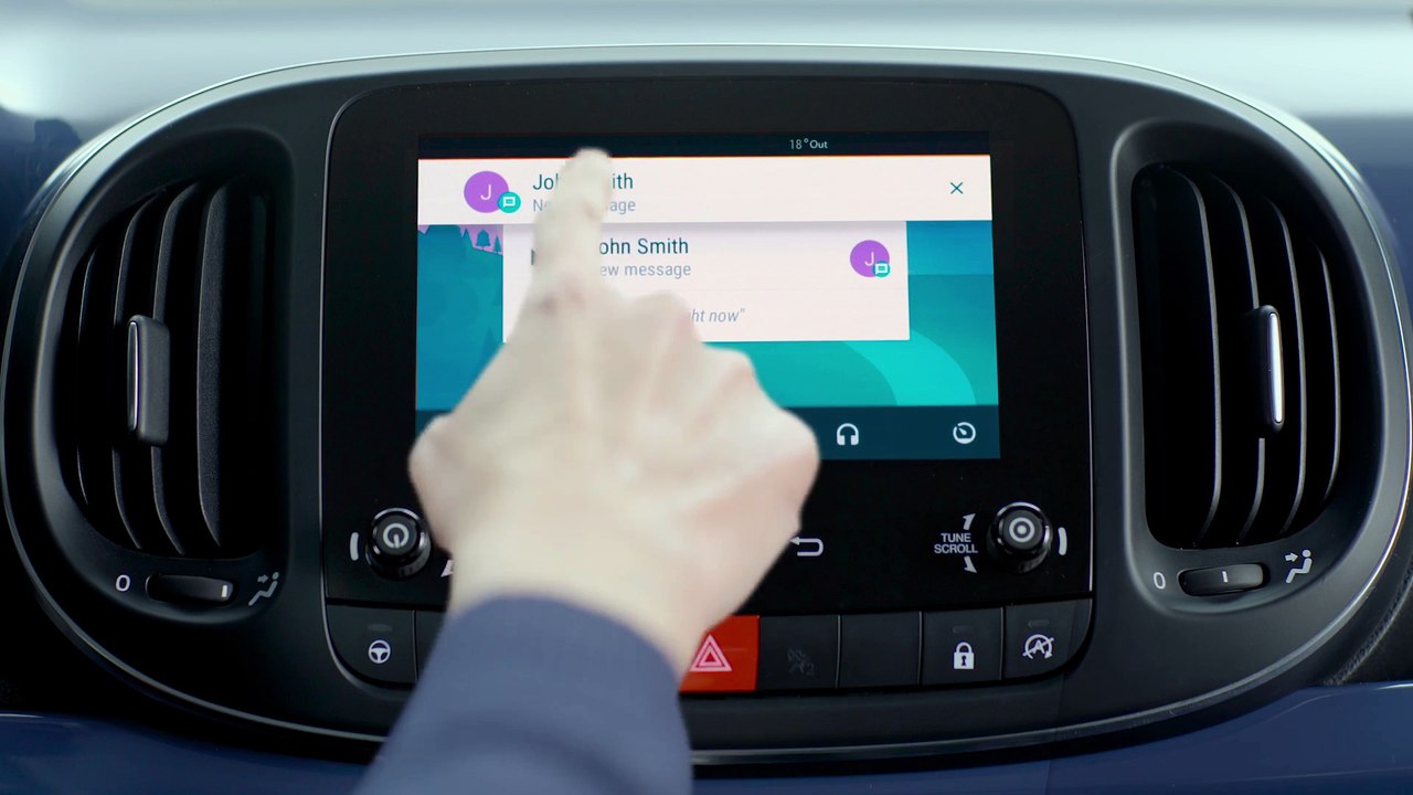 The new Fiat 500L with Android