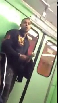 European be Aware while traveling in train or Tram یورپ والے ہوشیار رہیں