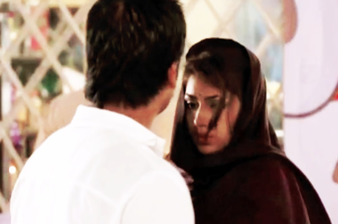 Kumkum Bhagya Abhi To Scream Pragya's Name 24th May 2017