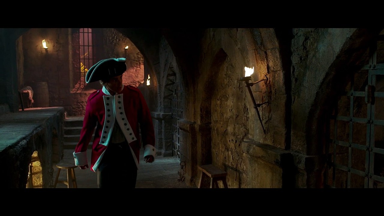 Pirates Of The Caribbean: Salazar's Revenge - Clip - I'm Looking For A Pirate