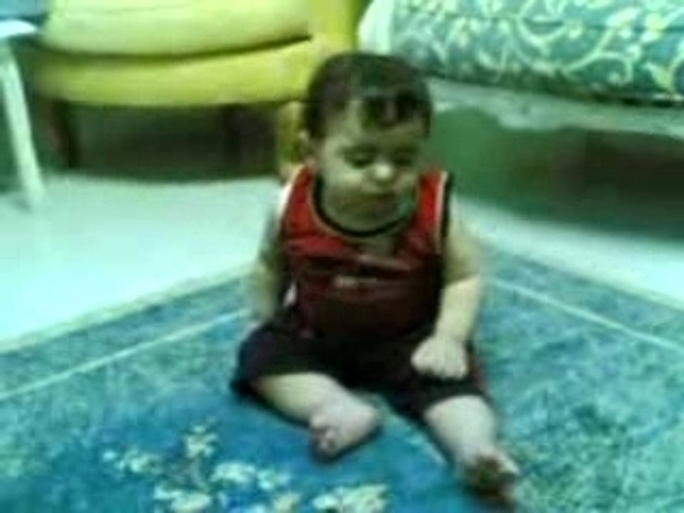 Baby dancing to greek music