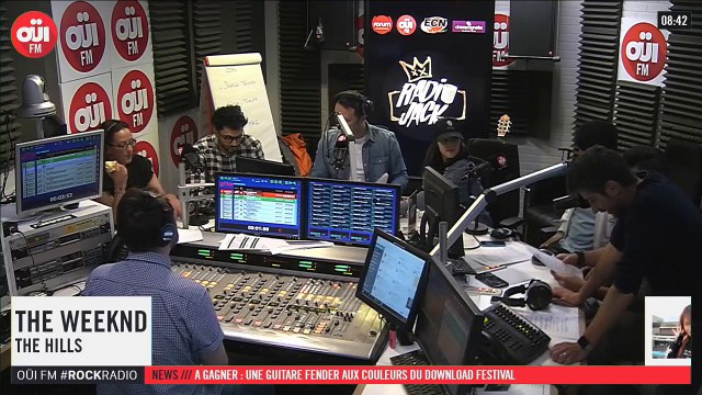 La radio OUI FM en direct vidéo /// La radio s'écoute aussi avec les yeux (3026)