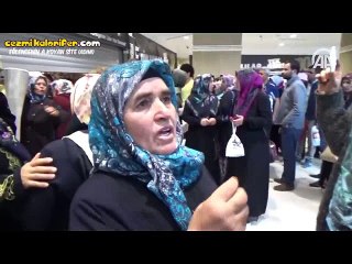 Bedava Halı Kampanyasını Duyunca Gözü Dönen İnsanımız