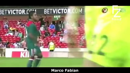 Football Players Amazing Skills with Chewing Gum ● HD