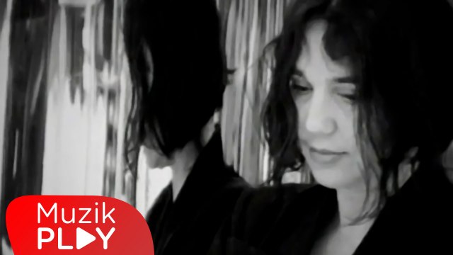 Nazan Öncel - Seni Bugün Görmem Lazım