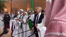 Trump en Arabie Saoudite : Ce qu’il fait avec les arabes est extraordinaire