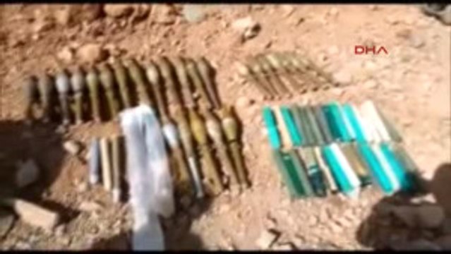 Hakkari Çukurca ve Şemdinli'de Yapılan Arazi Aramasında Silah ve Mühimmat Ele Geçirildi