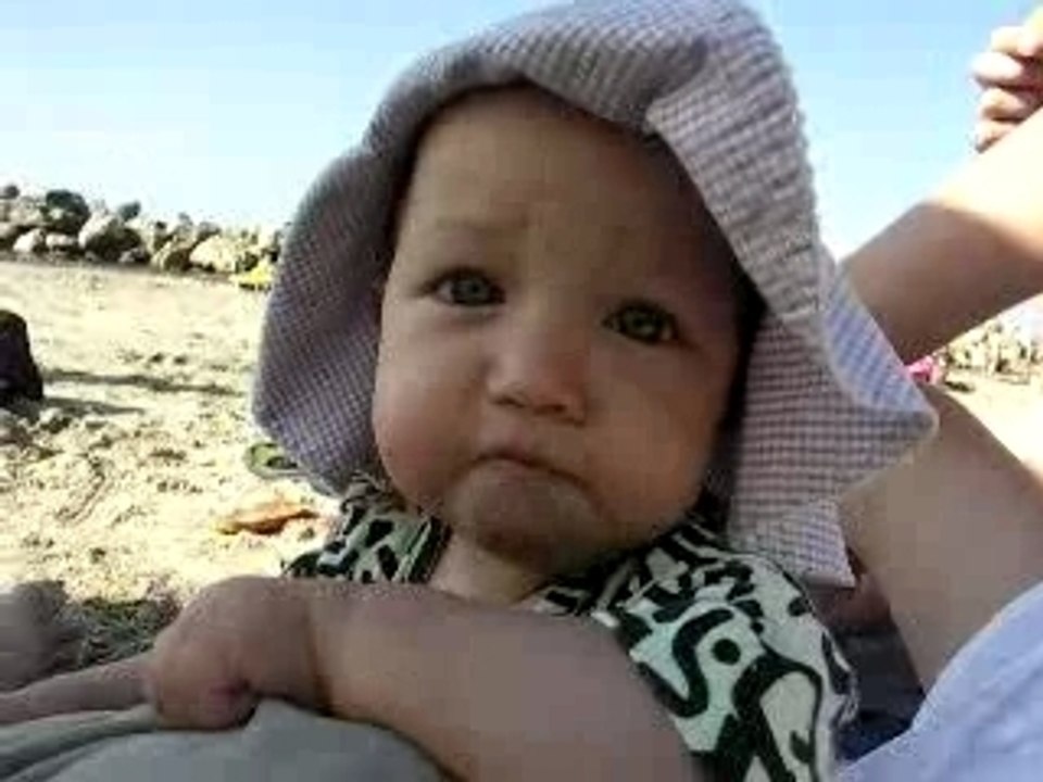 Jonas et Lucy a la plage