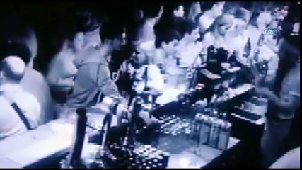 Kadıköy'deki Ünlü Gece Kulübünde İlginç Kaza Kamerada