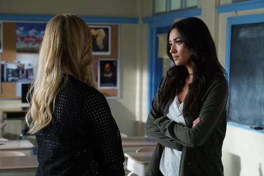 Pretty Little Liars Season 1 English Subtitles
