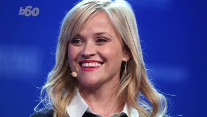 Reese Witherspoon Visits Her Old Dorm Room and It's Adorable!