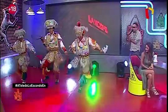 El reto de Carlos Galdós: aprender la danza de tijeras