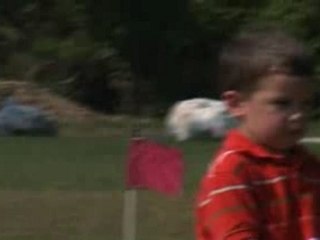 Young golfer can really drive it