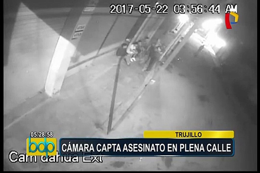 Asesinan a puñaladas a hombre en plena calle de Trujillo