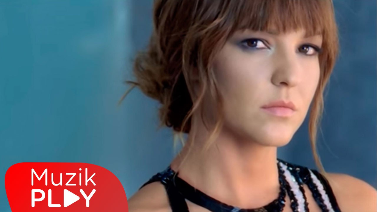 Bengü - Gelen Seni Soruyor