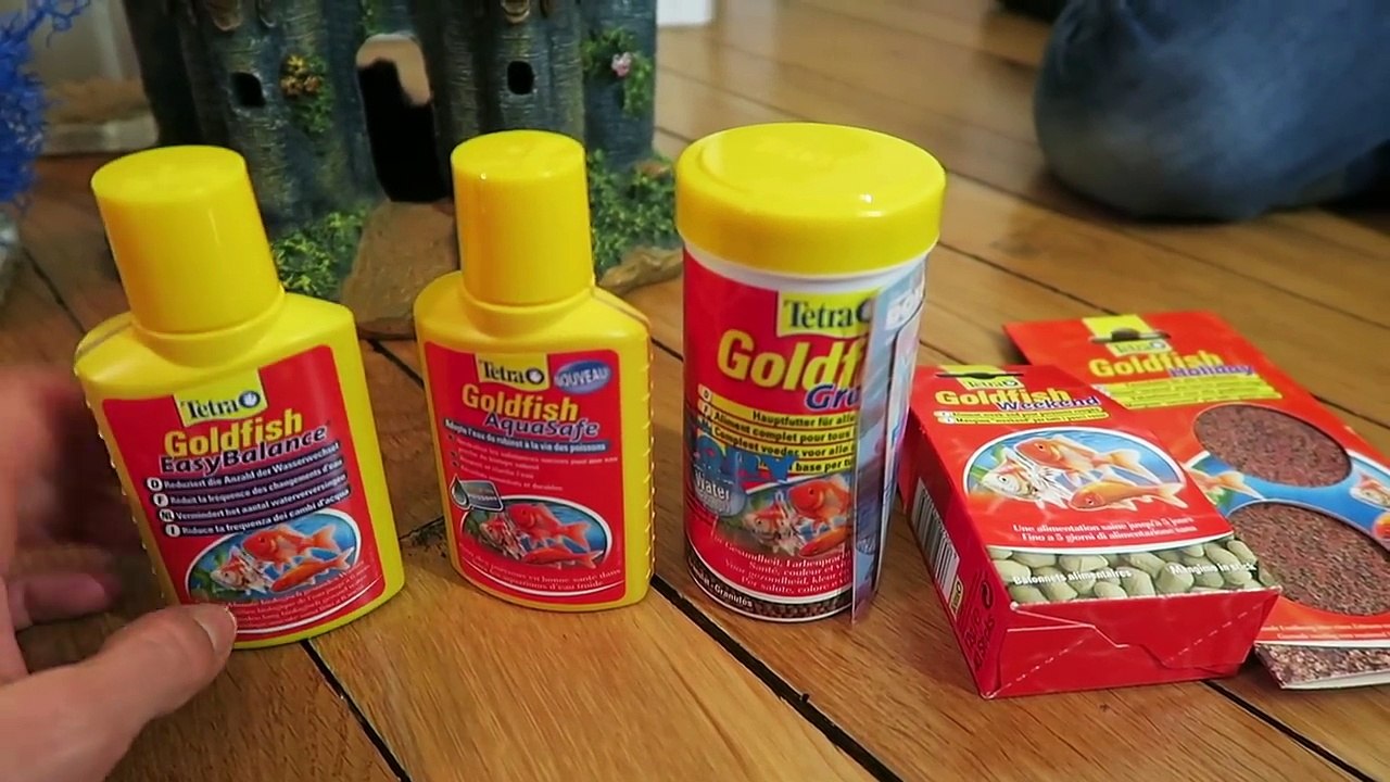 Grosse Surprise pour Ponyo - On ouvre ses Cadeaux de Noël !