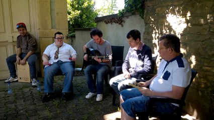 Bourgoin-Jallieu : avec leur groupe "Choses Étranges", quatre handicapés rêvent de gloire