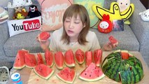 10 Kiloluk Karpuzu Tek Başına Yiyen Japon Kız