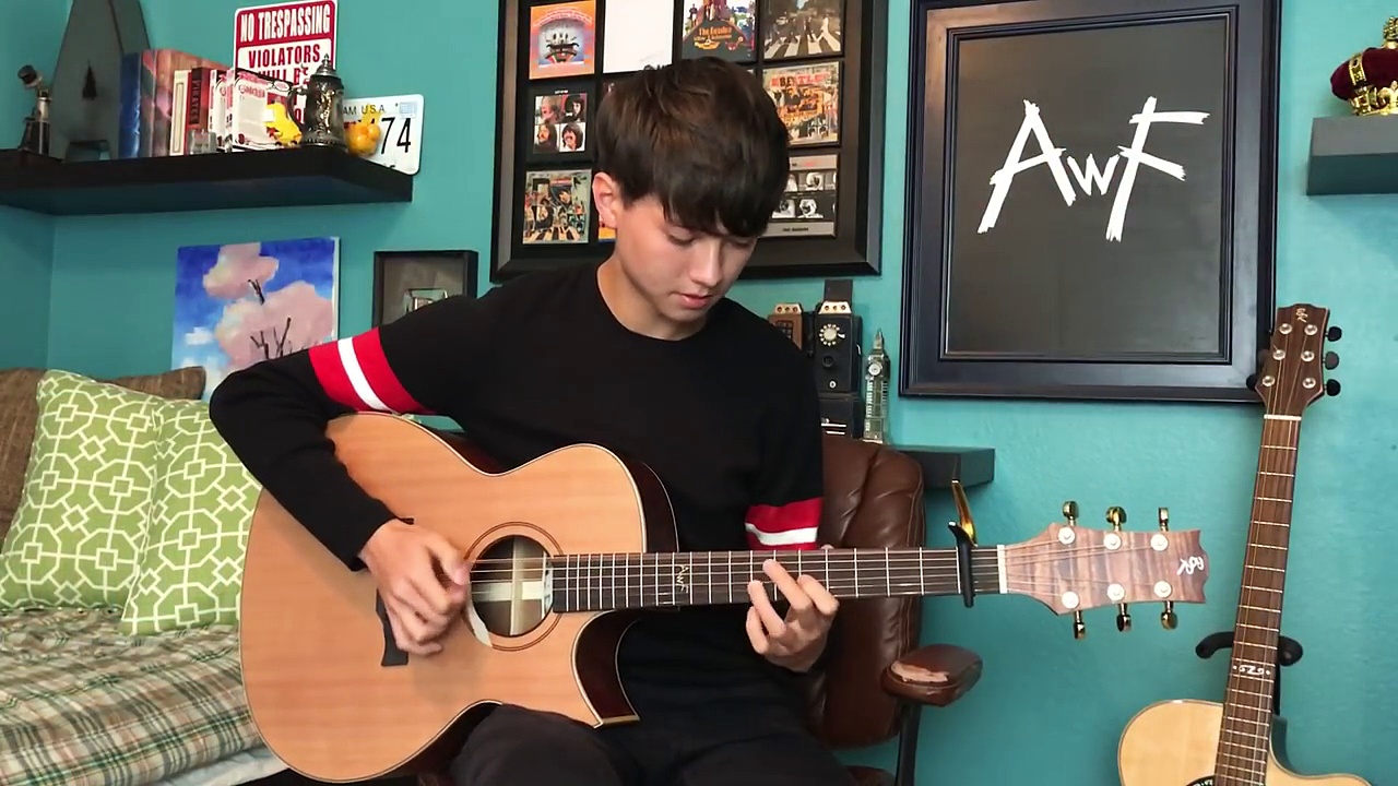 Charlie Puth – Attention – Cover (Fingerstyle Guitar) [Free TABS]