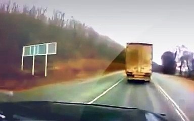 Car Accidents Passing 18 Wheeler In a Turn