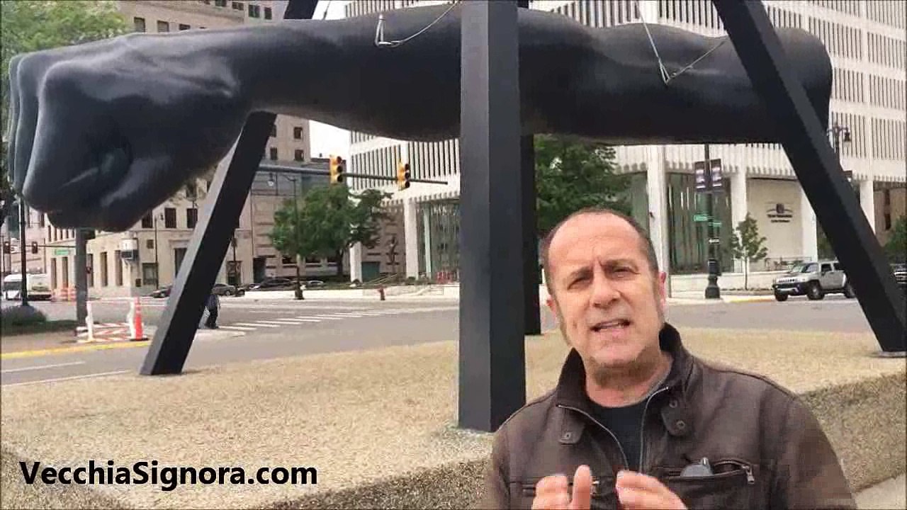 Sandro Pellò e il monumento a Mandzukic per lo scudetto della Juve. In onore di tutti gli antijuventini