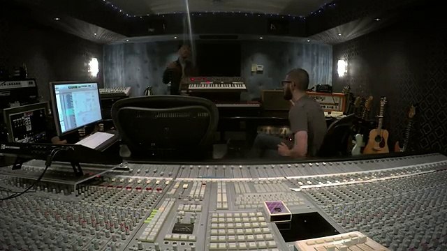 True To The Artist - One More Light - Linkin Park