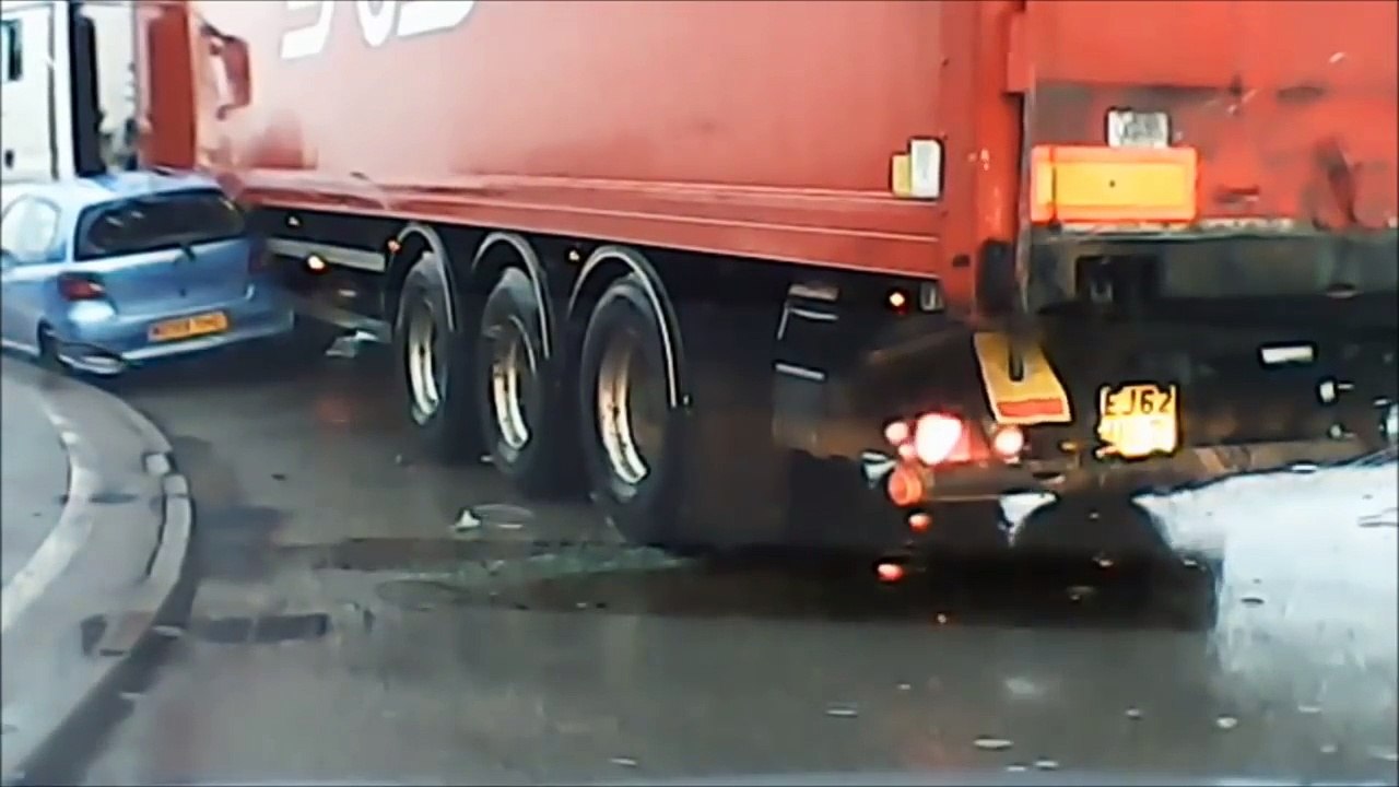 Best Dash Cam Accidents Compilation #26    MARCH 2017