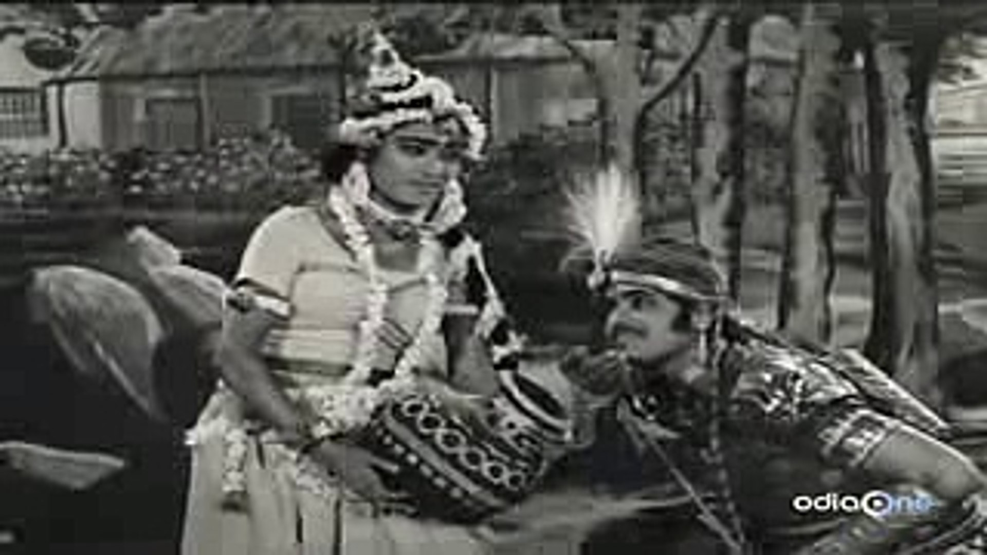 Old Odia song. Tumeki janana priya, Odia Movie _ Dharitri _ Sriram Panda, Sarat Pujari, Prasanta Nan