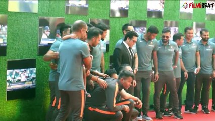 Sachin A Billion Dreams : REVIEW by Indian Cricket Team | FilmiBeat