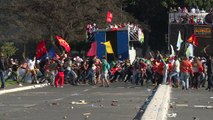 Temer llama al ejército tras violenta protesta en Brasilia