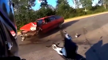 Motorcycle FATAL CRASH Comart 7]