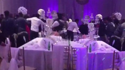 Gelinin Eski Sevgilisi, İlişkiye Girerken Çektikleri Fotoğrafları Düğünde Masalara Bıraktı