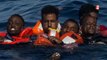 Des photos bouleversantes d'un nouveau drame de migrants en Méditerranée - Regardez