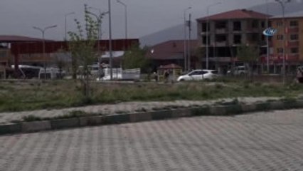 Ağrı'dan Acı Haber... Teröristlerin Tırları Ateşe Verdiği Bölgede Çatışma Çıktı: 2 Şehit