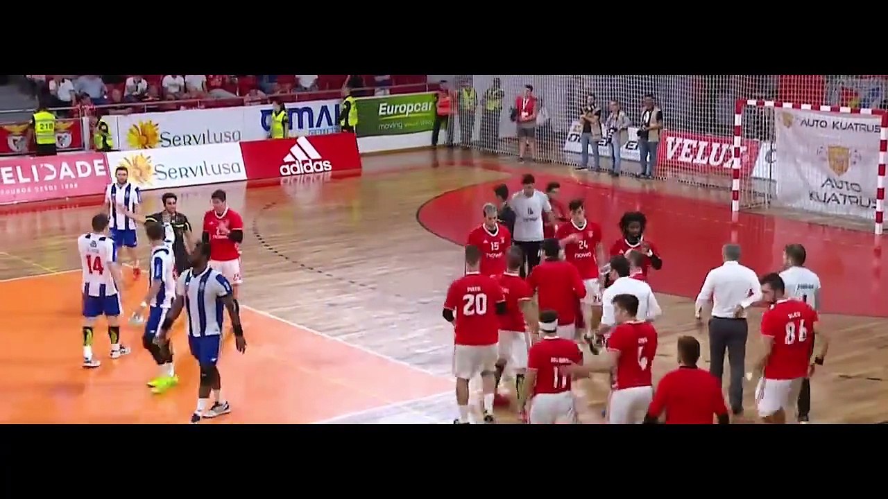 Andebol: Protesto no jogo Benfica - FC Porto
