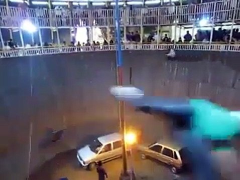 سرکس میں موت کا کنواں سنا بھی ہوگا اور دیکھا بھی ہو گا۔ لیکن ایسا موت کا کنوان نہ پہلے کسی نے دیکھا نہ سنا۔