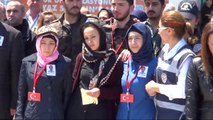 Samsun Şehit Polisin Cenazesini Aynı Çatışmada Yaralanan Silah Arkadaşları Getirdi