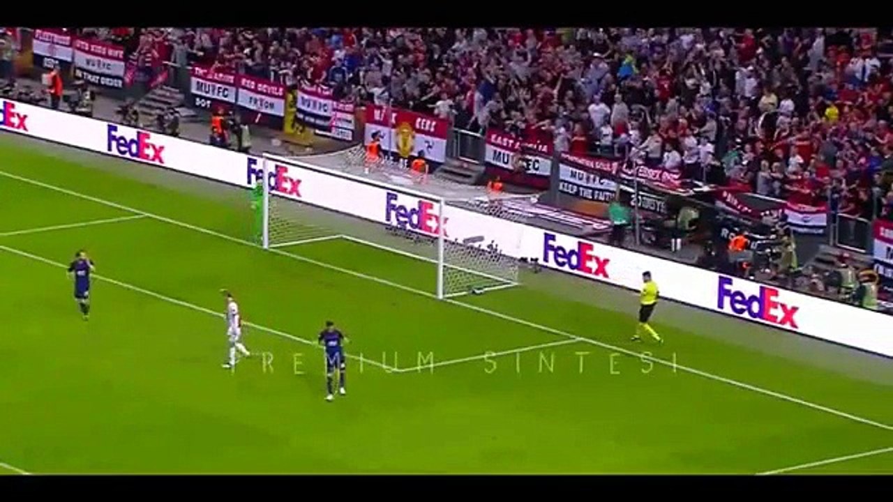Watch the 2 goals and the best shots of the European League Final!