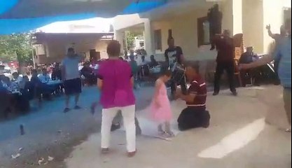 Kocasını Kurban Eder Gibi Oynayan Hanım Abla