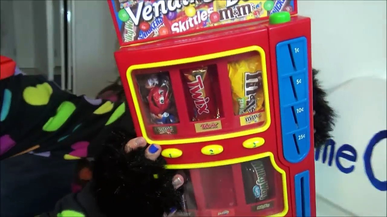 Bad Baby Kitty Victoria Puppy Annabelle Candy Machine Bloody Tooth Toy