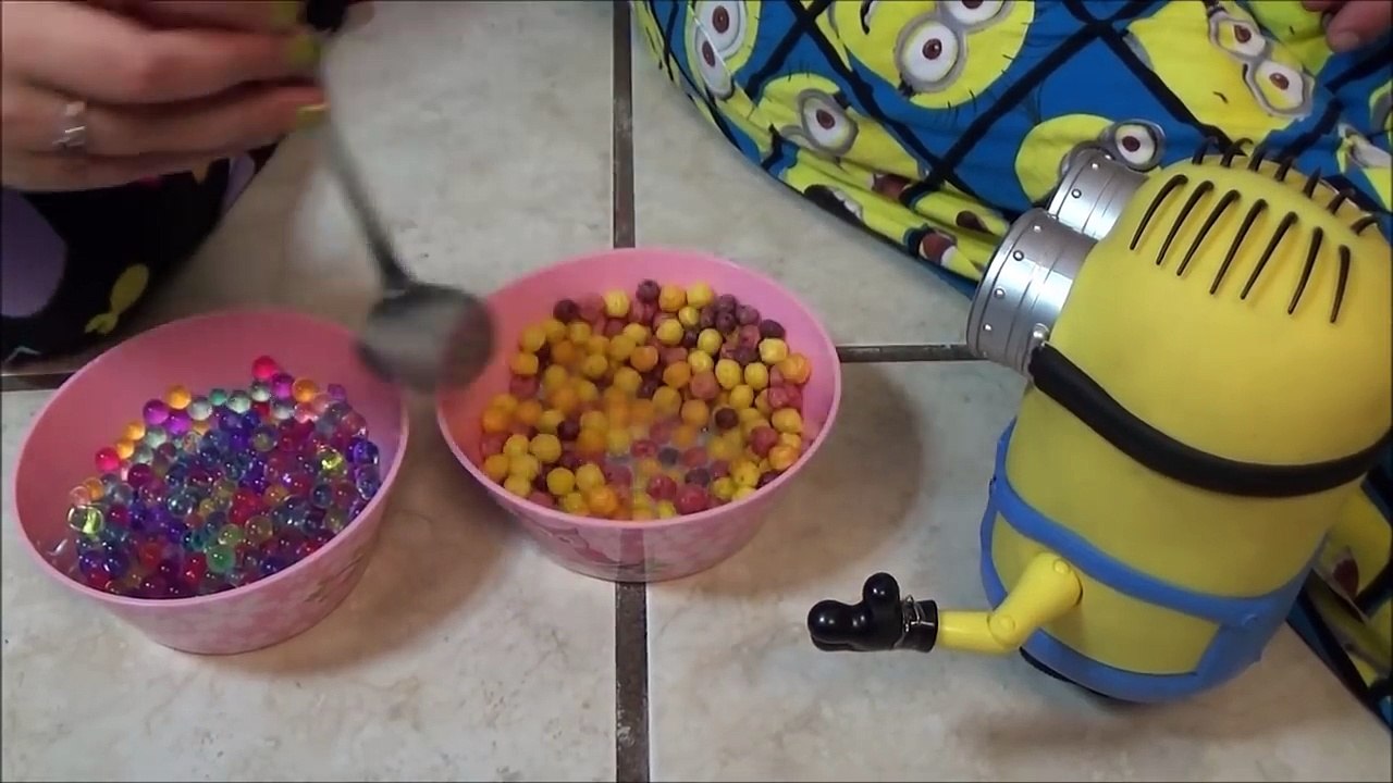 Bad Baby Victoria Vacuum Attacks Annabelle & Crybaby Daddy Toy Freaks Babies