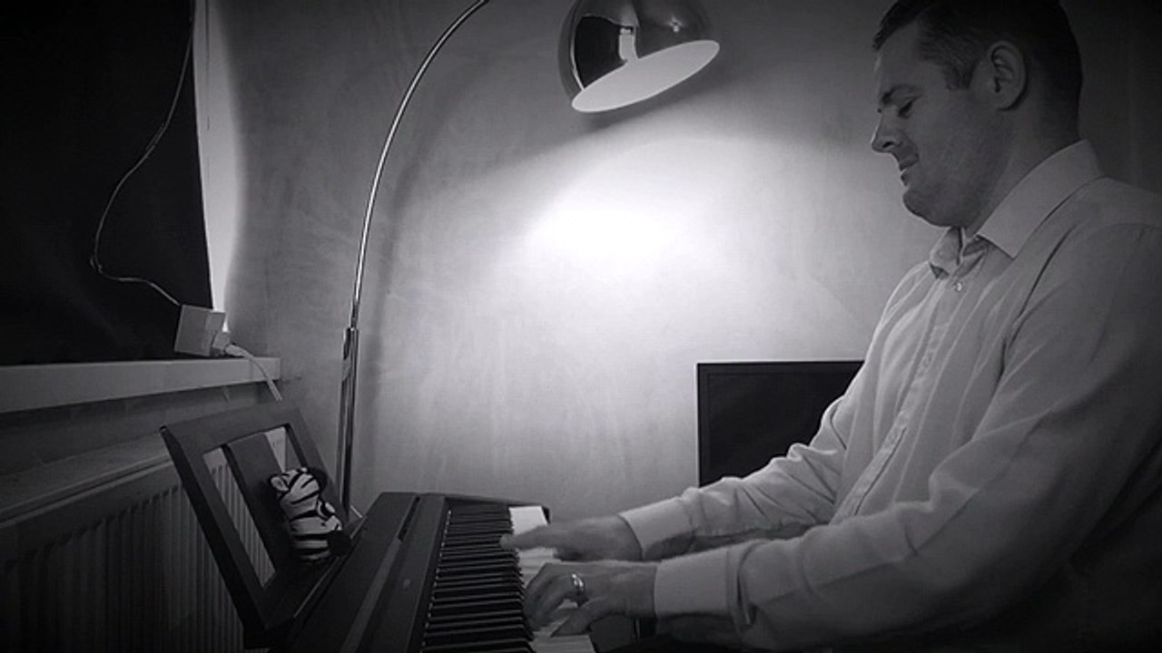 First time ever I saw your face - Roberta Flack - Keyboard cover