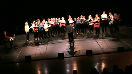 Les gens qui sont nés quelque part