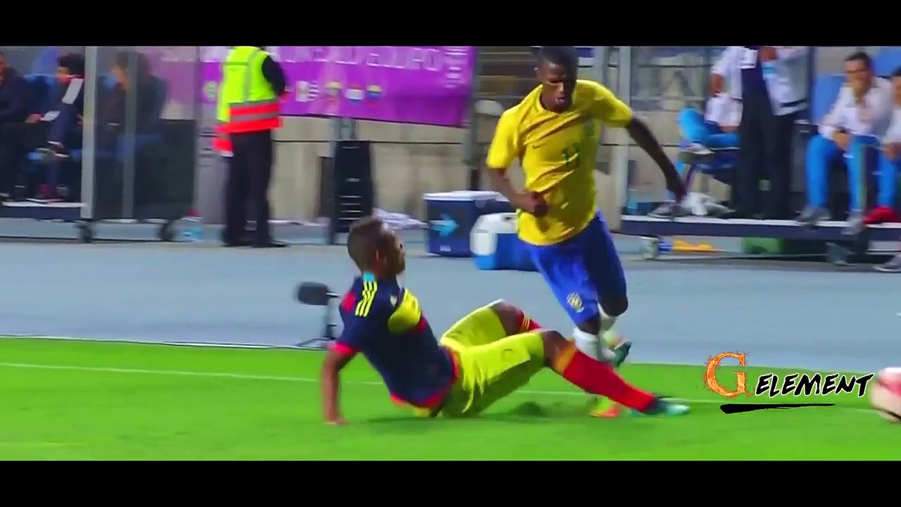 Real Madrid just signed this 16 years old phenomenon, Vinicius Jr!!