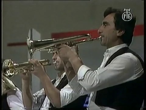 SVETOZAR LAZOVIĆ GONGO - Pogledaj de, mala moja (Folk majstori, Televizija Beograd, 1990.)